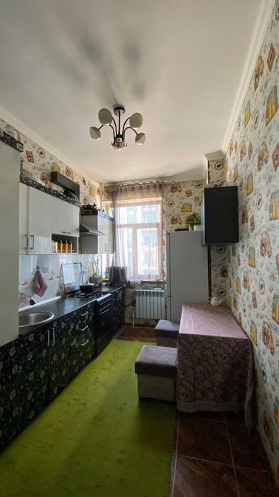 3 комнатная квартира возле метро Олмос