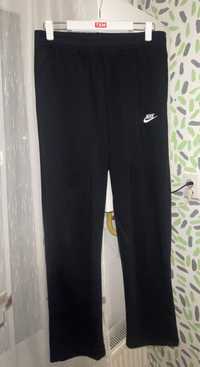 Pantaloni trening barbati Nike