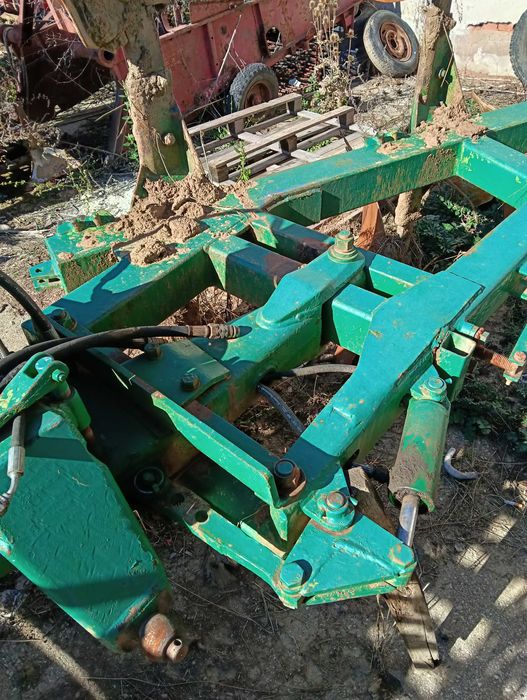 Плуг Dowdeswell 3+1