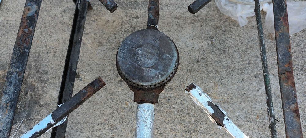 Pirostrie  aragaz gradina curte , cititi descrierea