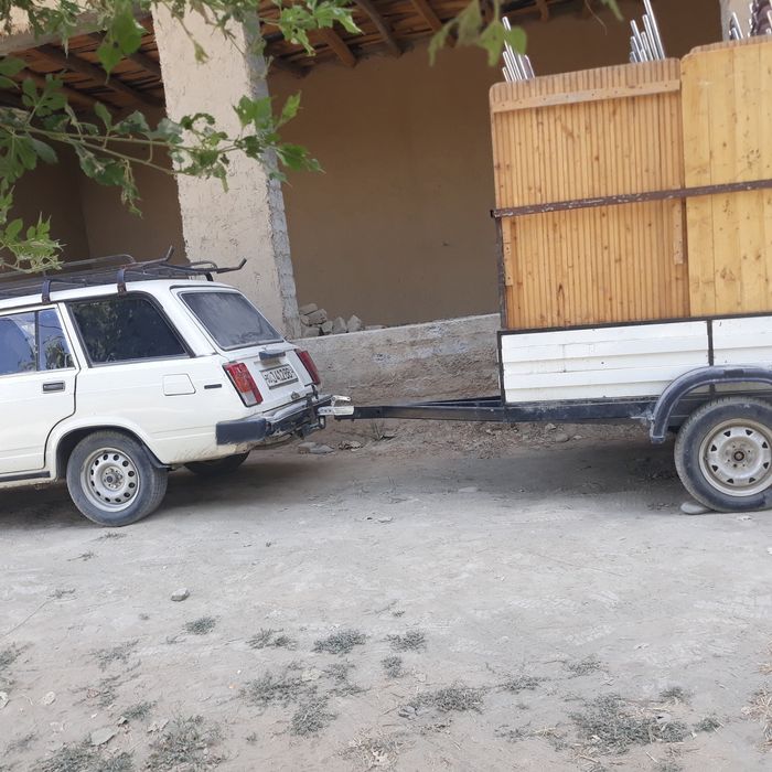 Vaz 2104 sotiladi