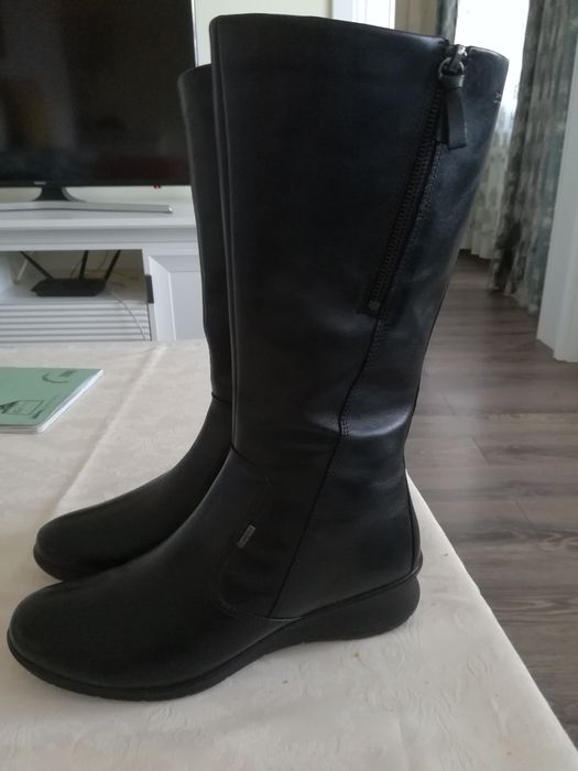 Vând cizme damă mărimea 41 Ecco