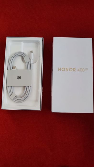 Vând/Schimb Honor 400  5G  Impecabil