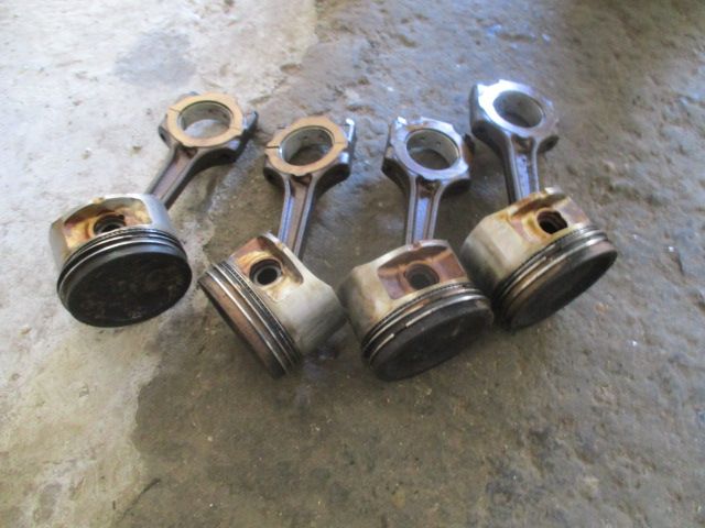 Piston biela Fiat Bravo Brava Marea motor 1,4 benzina 12 valve