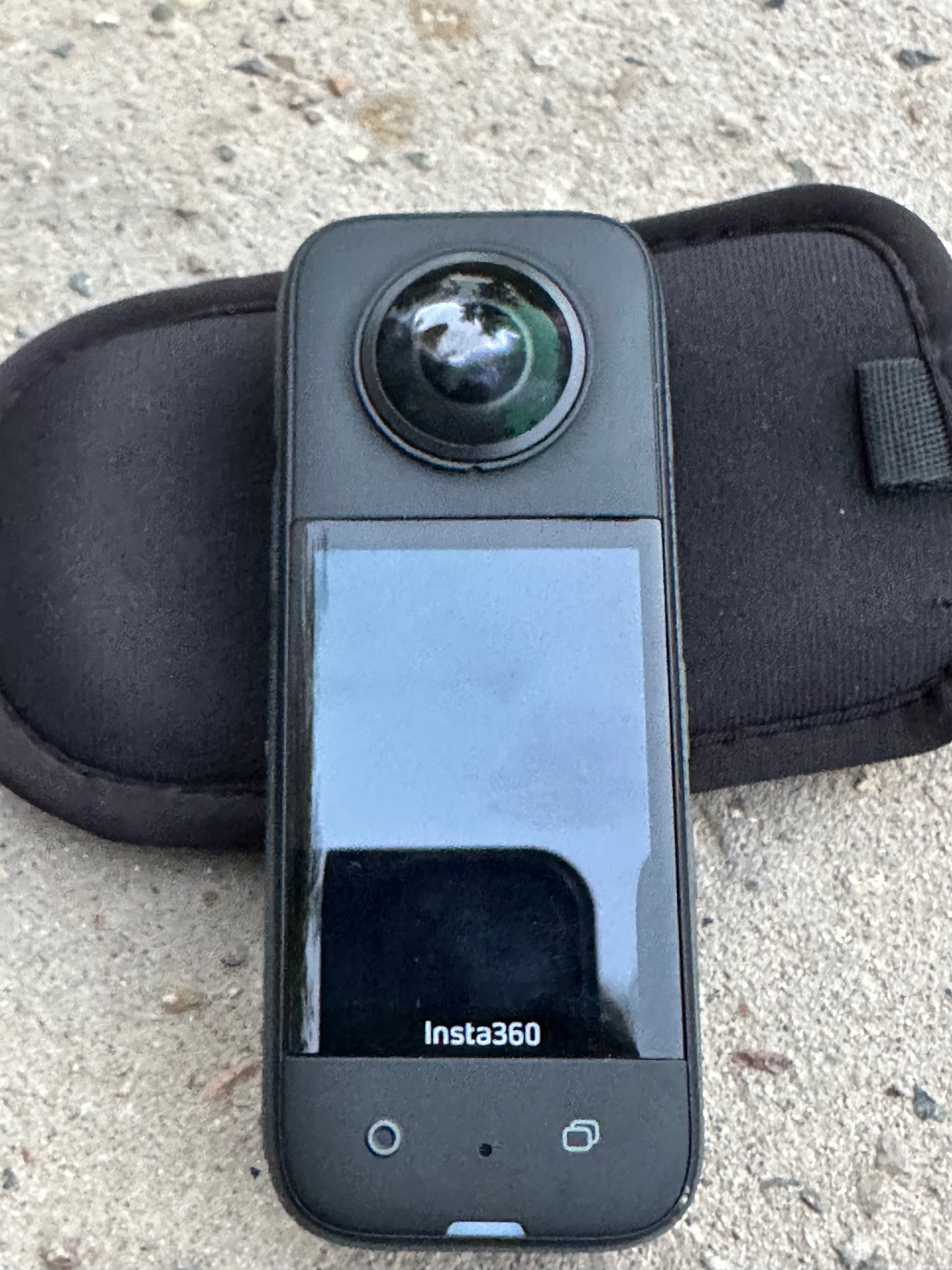 Камера Insta 360 X3