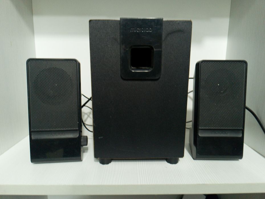 Продам колонки от фирмы микролаб