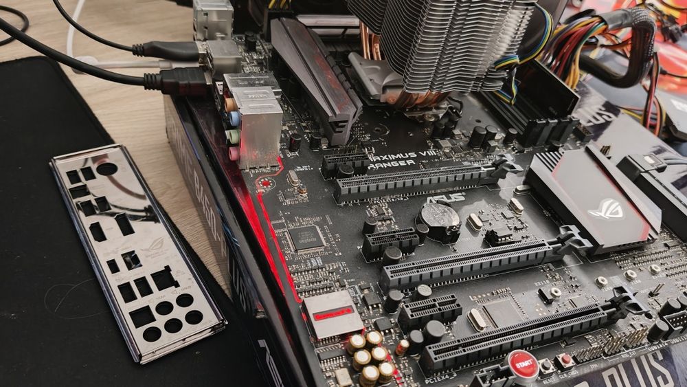 Placa de baza Asus Maximus VIII Ranger Z170 + Proc Intel Core i7 6700k