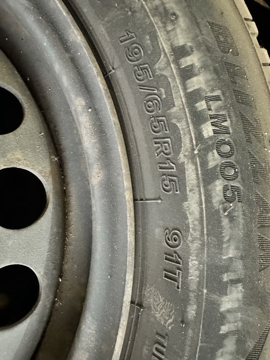 Прпдавам гуми с джанти 15 “ Bridgestone 195/65/15