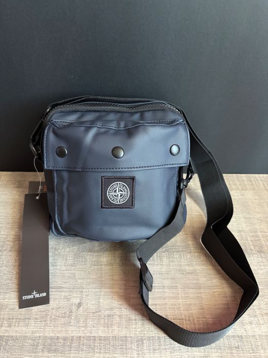 Stone Island чантичка синя