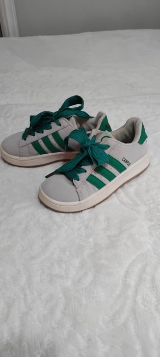 Обувь в хорошем состоянии, 32 размер. Унисекс.Кампусы. 33