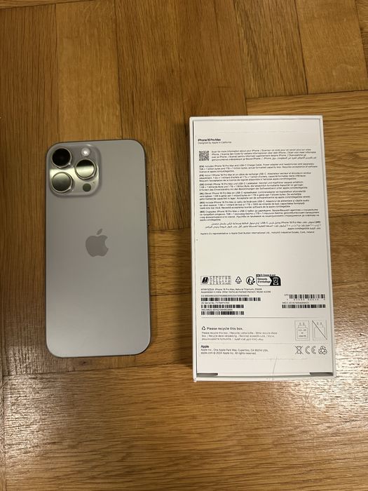 Iphone 16 pro max с 24 месеца гаранция