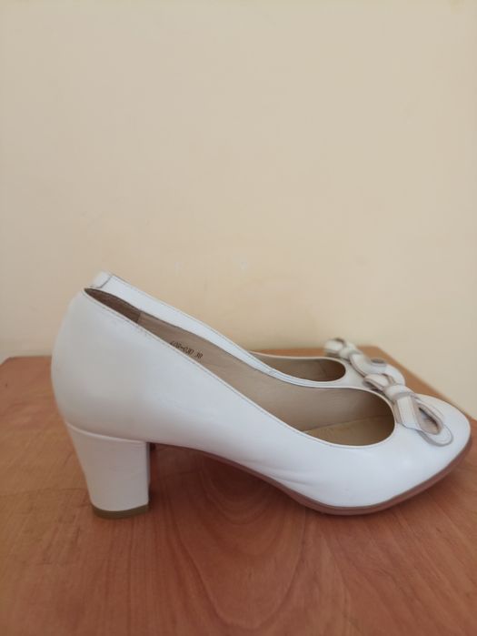 Свадебные туфли кожаные