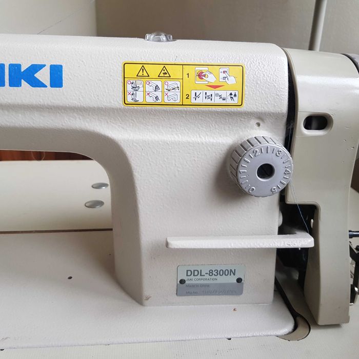 Masina de Cusut Juki DDL8300 N - Merge foarte bine