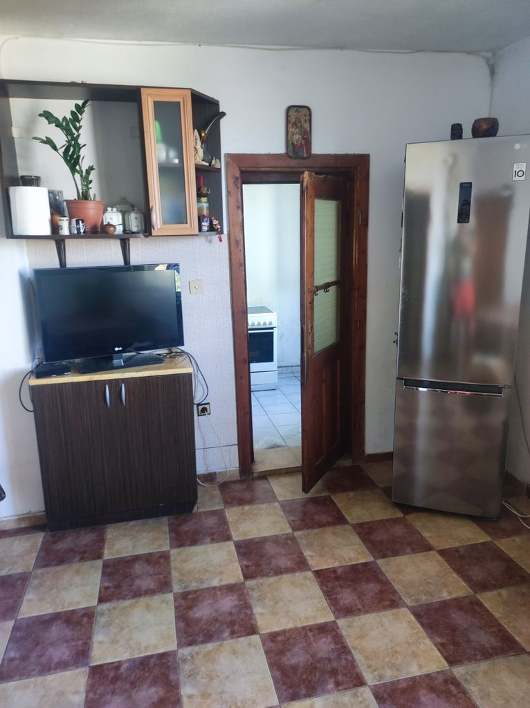 Продава се Етаж от къща в с. Тополи, Област Варна - 220 кв.м за 655 €/кв.м - Снимка #2