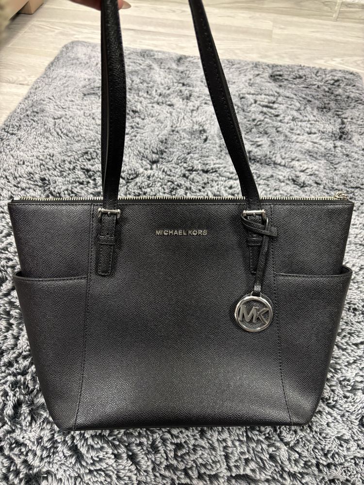 Geanta Michael Kors Jet Set
