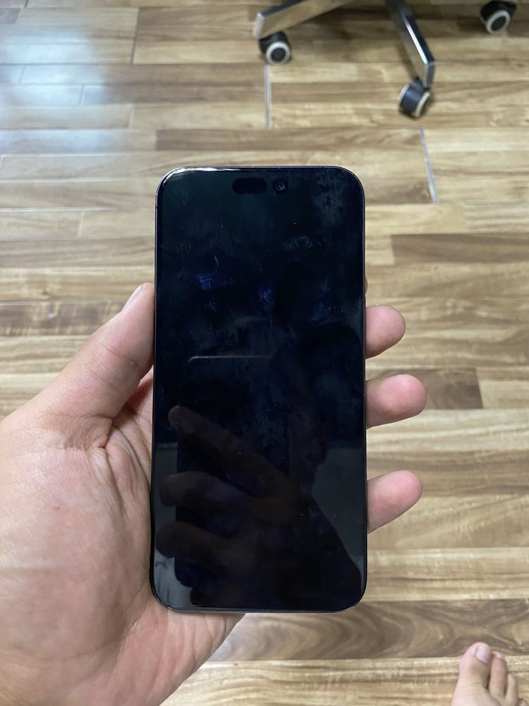 Iphone 15 pro max icloud ga tushgan zapchastga sotiladi