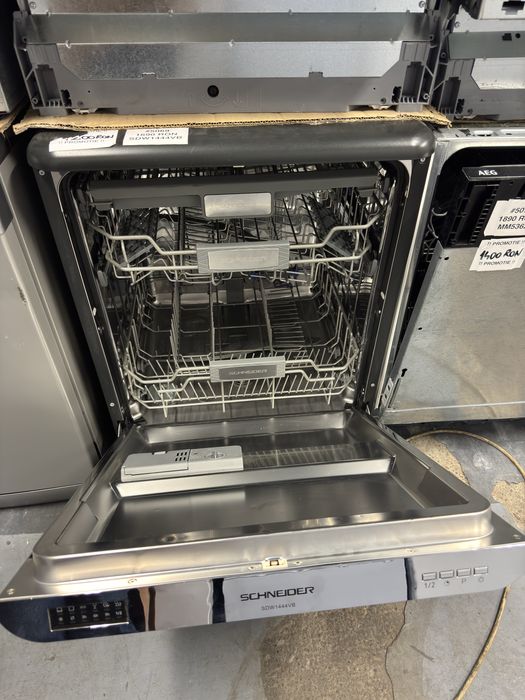 Masina de spalat vase Schneider SDW1444VB