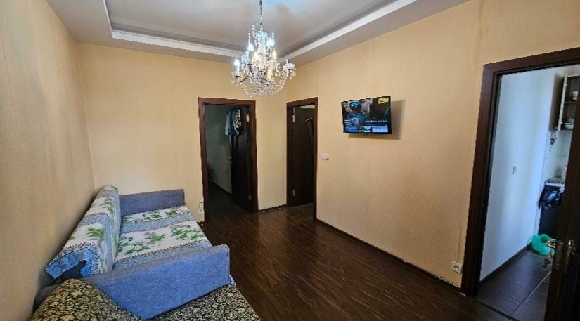 Чиланзар 3 кв Торговый Центр 2 комн квартира