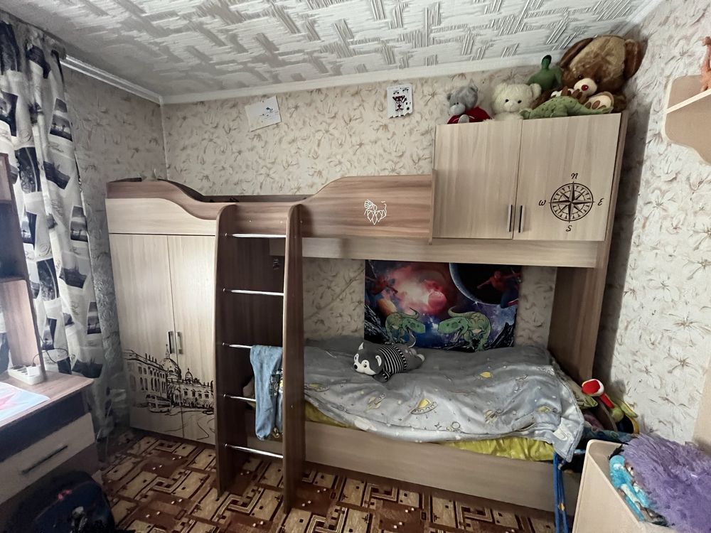 Кровать двухярусная