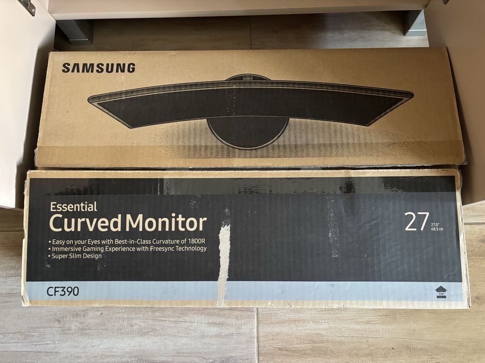 Монитор Samsung 27"