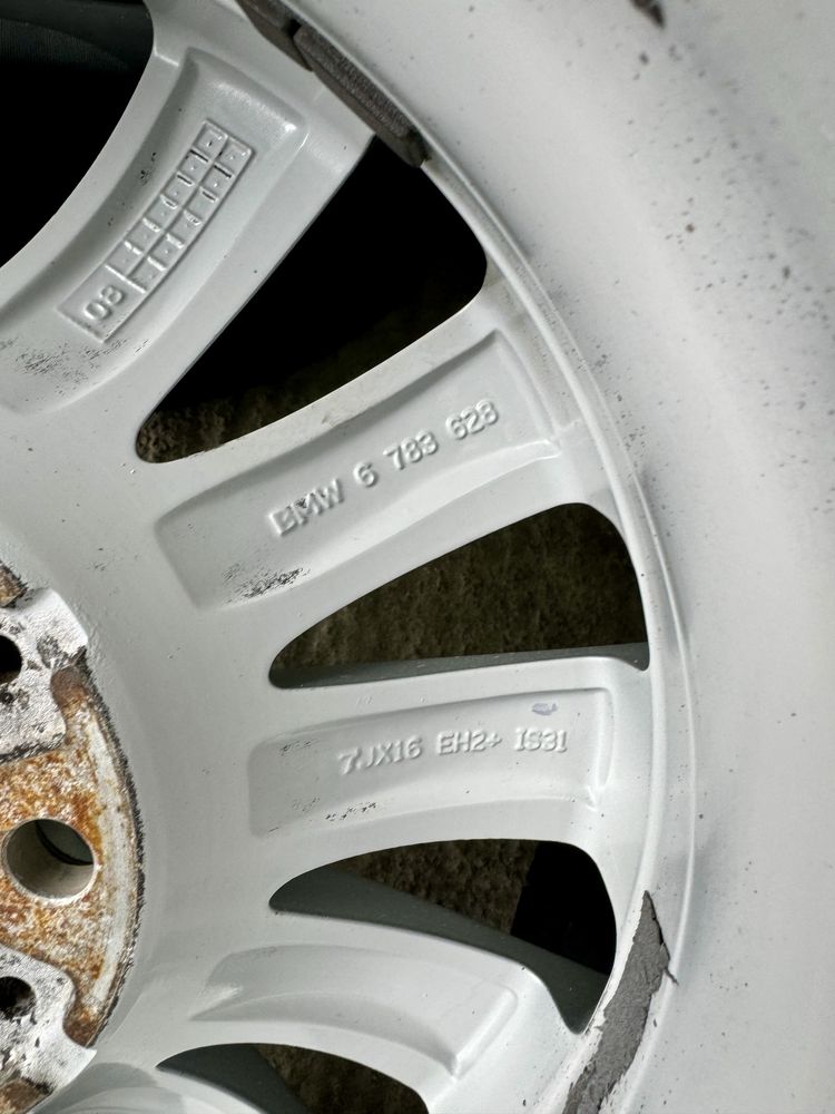 Джанти с летни гуми 16ц от BMW 3-серия е90 Face