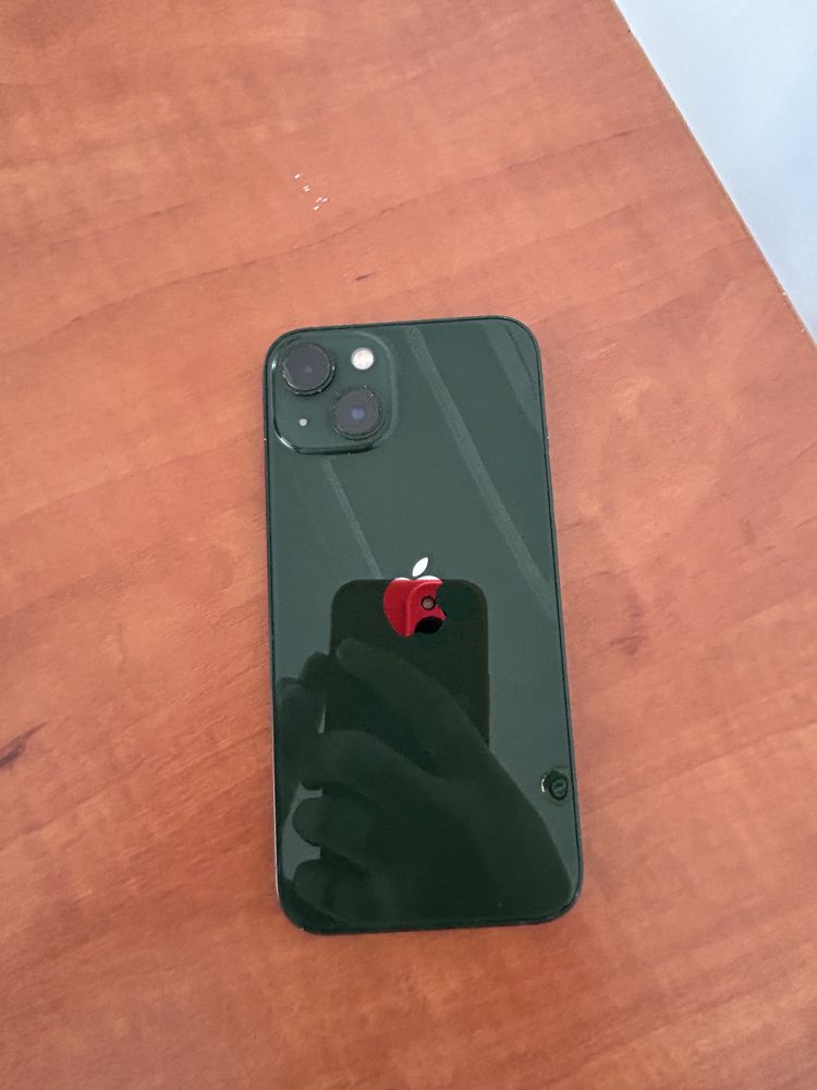 iPhone 13 хорошем состоянии аккумулятор 89