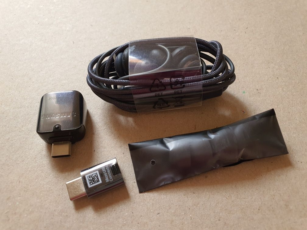 Adaptoare originale Samsung S8 microUSB - USB-C și USB-A - USB-C.