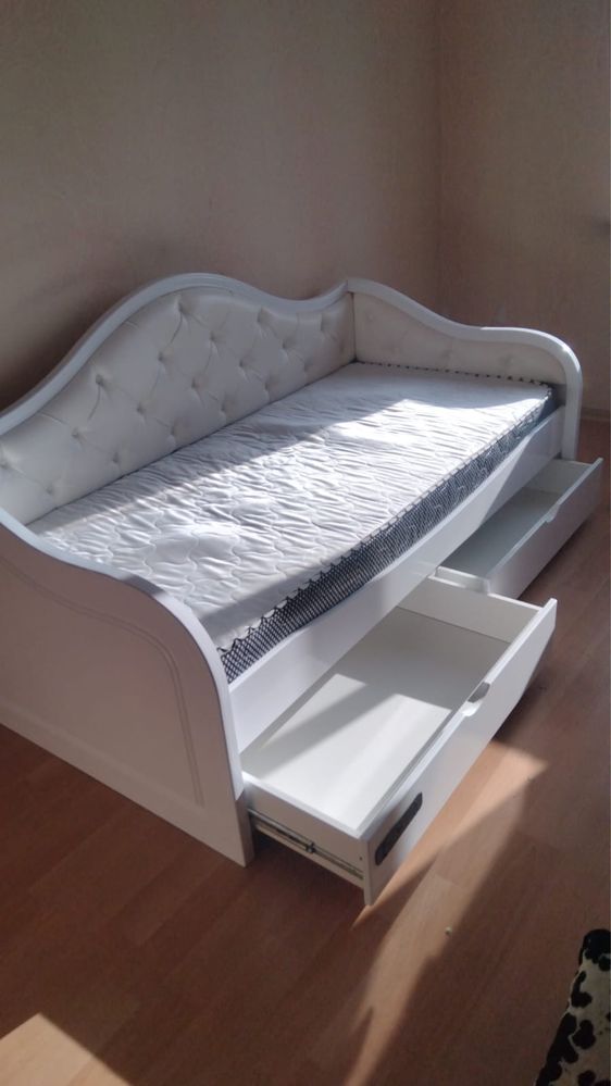 Продам детскую кровать