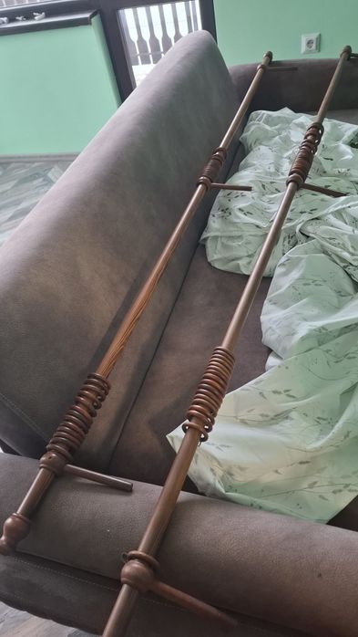 Корнизи за пердета