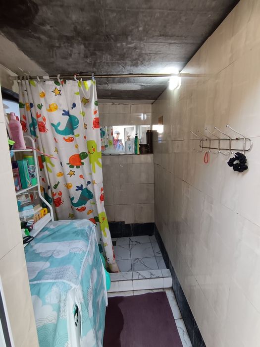 Срочно продаётся дом 5ти комнаты  ул Венгерский по дороге Аэропорта