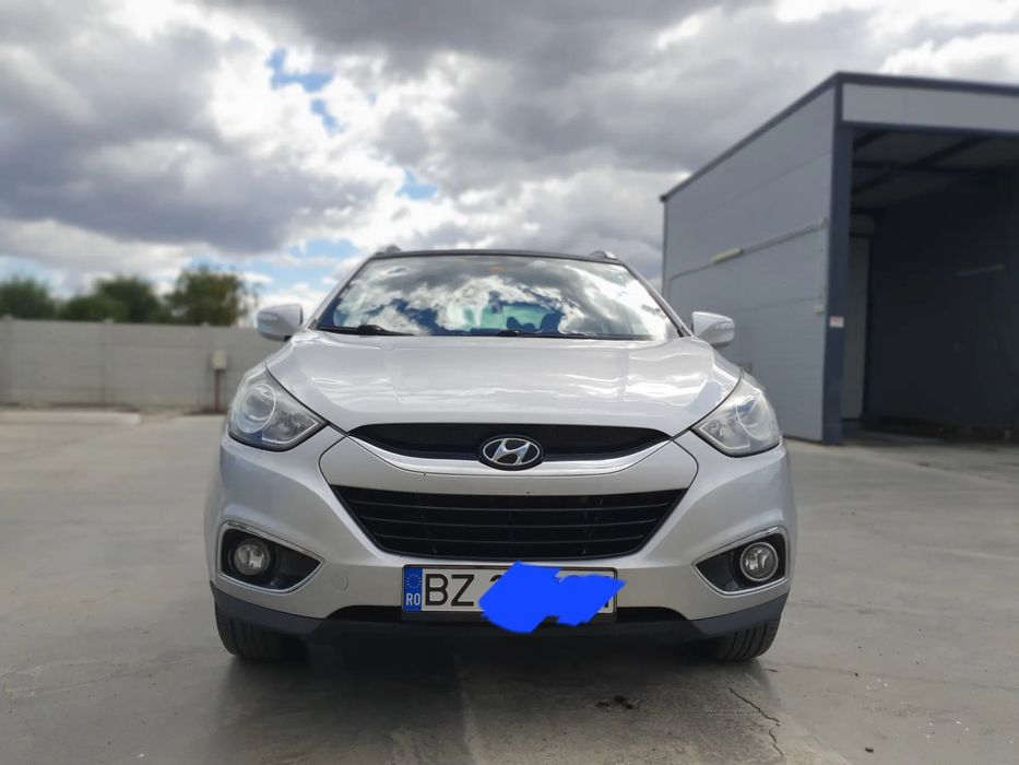 Hyundai ix35 Hyundai ix 35 .4x4 Automat Prim propietar acte la zi fiscal pe loc