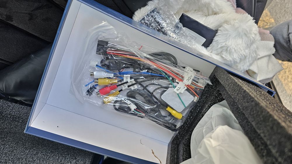 Продаю монитор SMART CAR