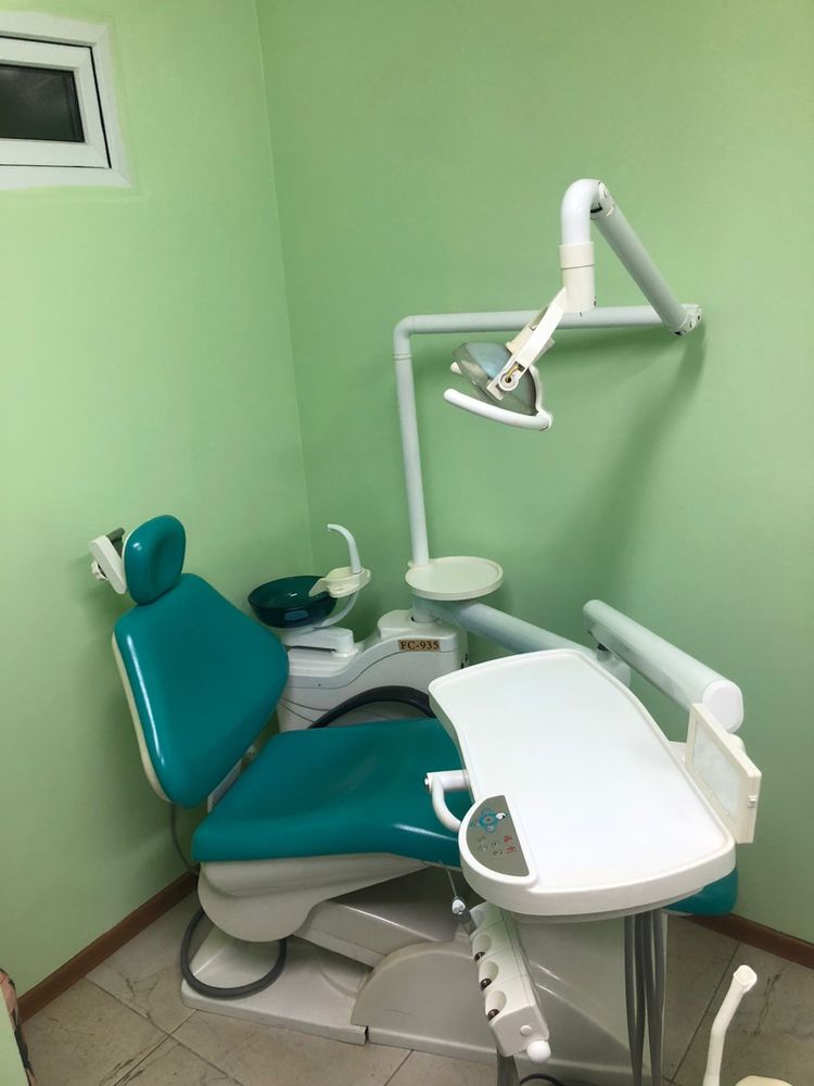 Стоматологическое кресло с компрессором