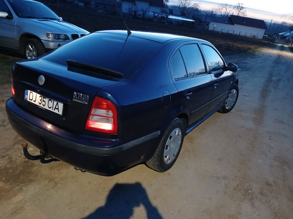Vând  Skoda  Octavia  cu  gpl