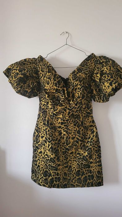 Rochie mini animal print, aurie, superba din jaquard, maneci bufante