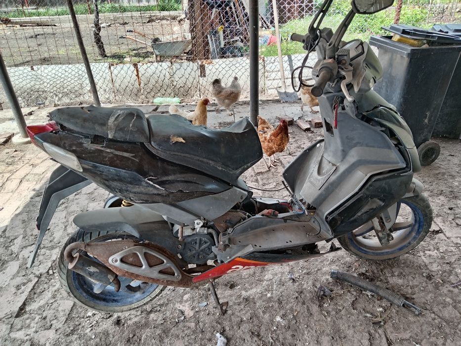 Scuter Aprilia 49cc