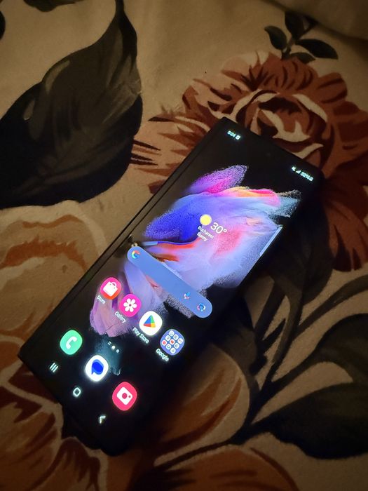 Samsung galaxy Z Flod 3 black