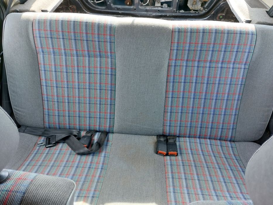 Продава се Голф 2