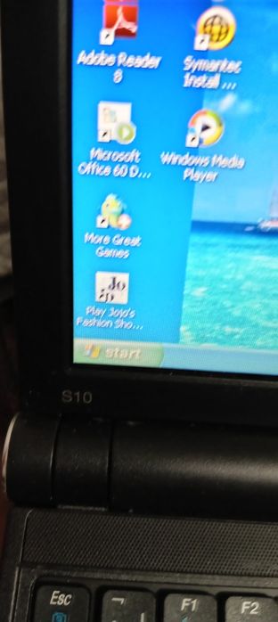 Vând  leptop Lenovo s10