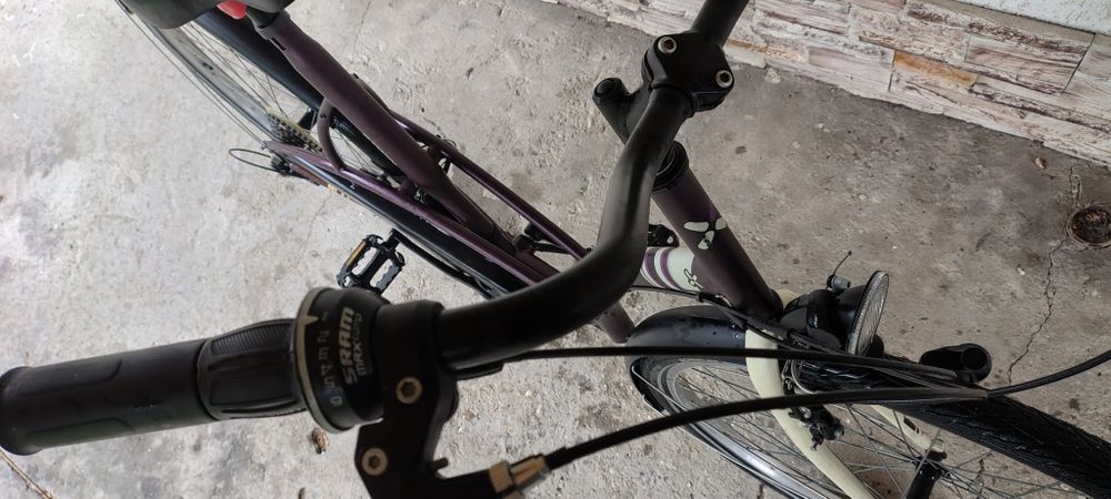 Bicicleta aluminiu b twin roti 28inch