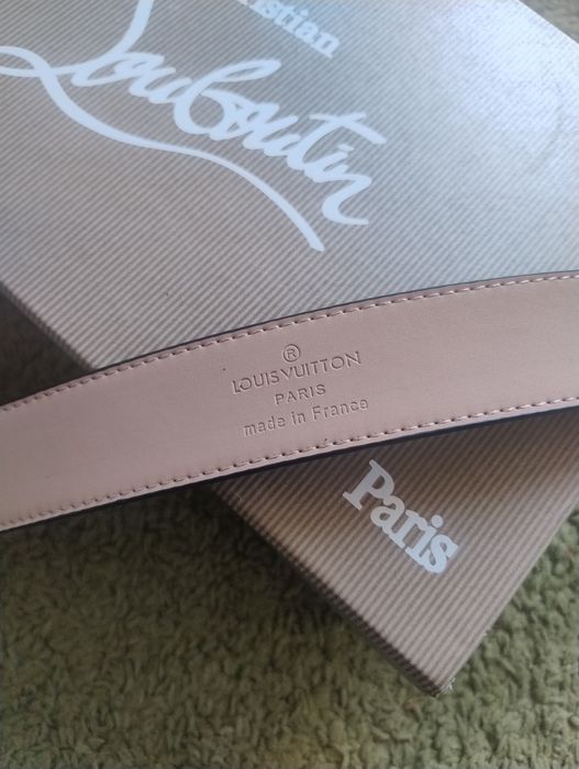 Curea LV neagra cu aur