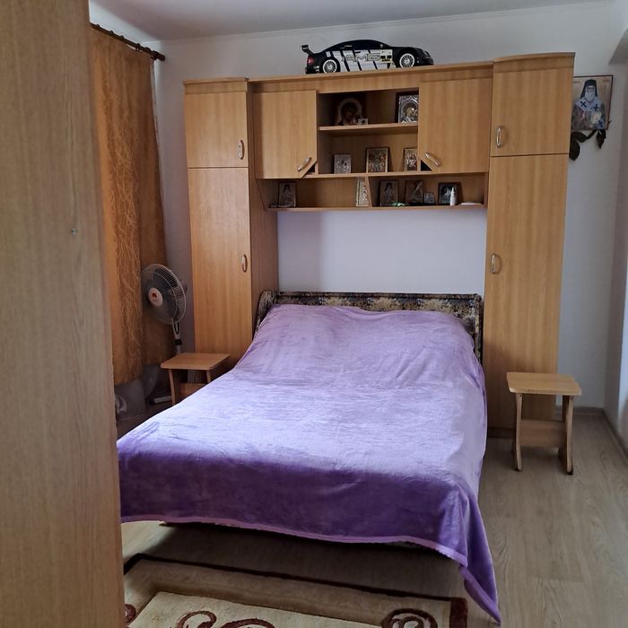 De vânzare două locuințe individuale