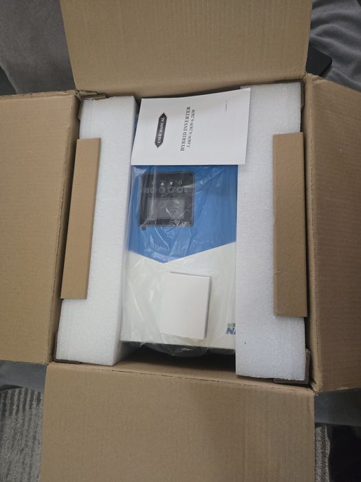 Нов Соларен Хибриден Инвертор с уифи