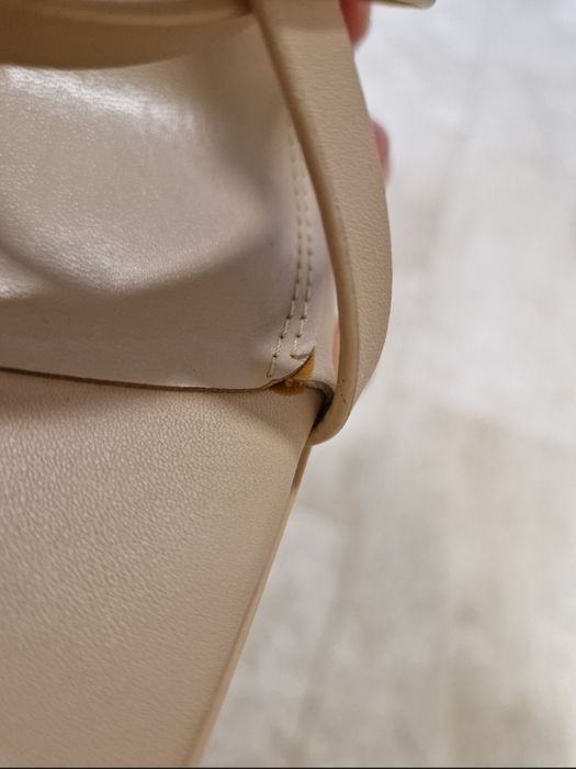 Sandale cu toc Bershka