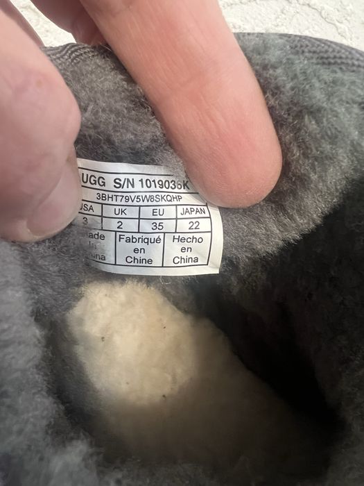 Ботуши на марка UGG