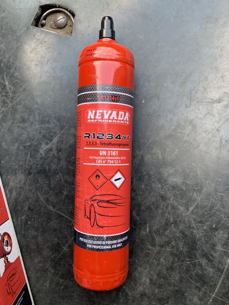 Butelie Freon nevada refrigerant R1234yf 950g sigilat nou cupla ceas