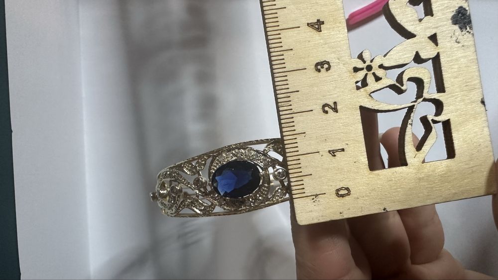 Золотой браслет с бриллиантоми