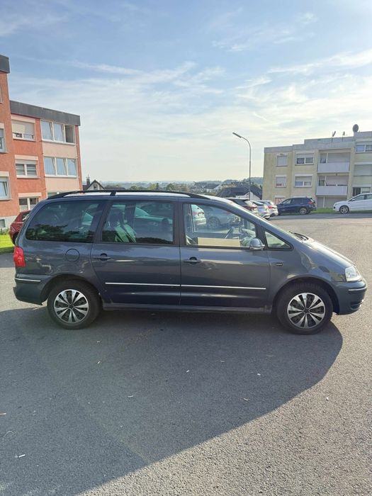 Volkswagen Sharan 1.9TDI 131cp Schimb cu platforma sau vand