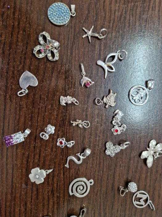 32 pandantive argint 925, noi/marcate, ideal martisoare