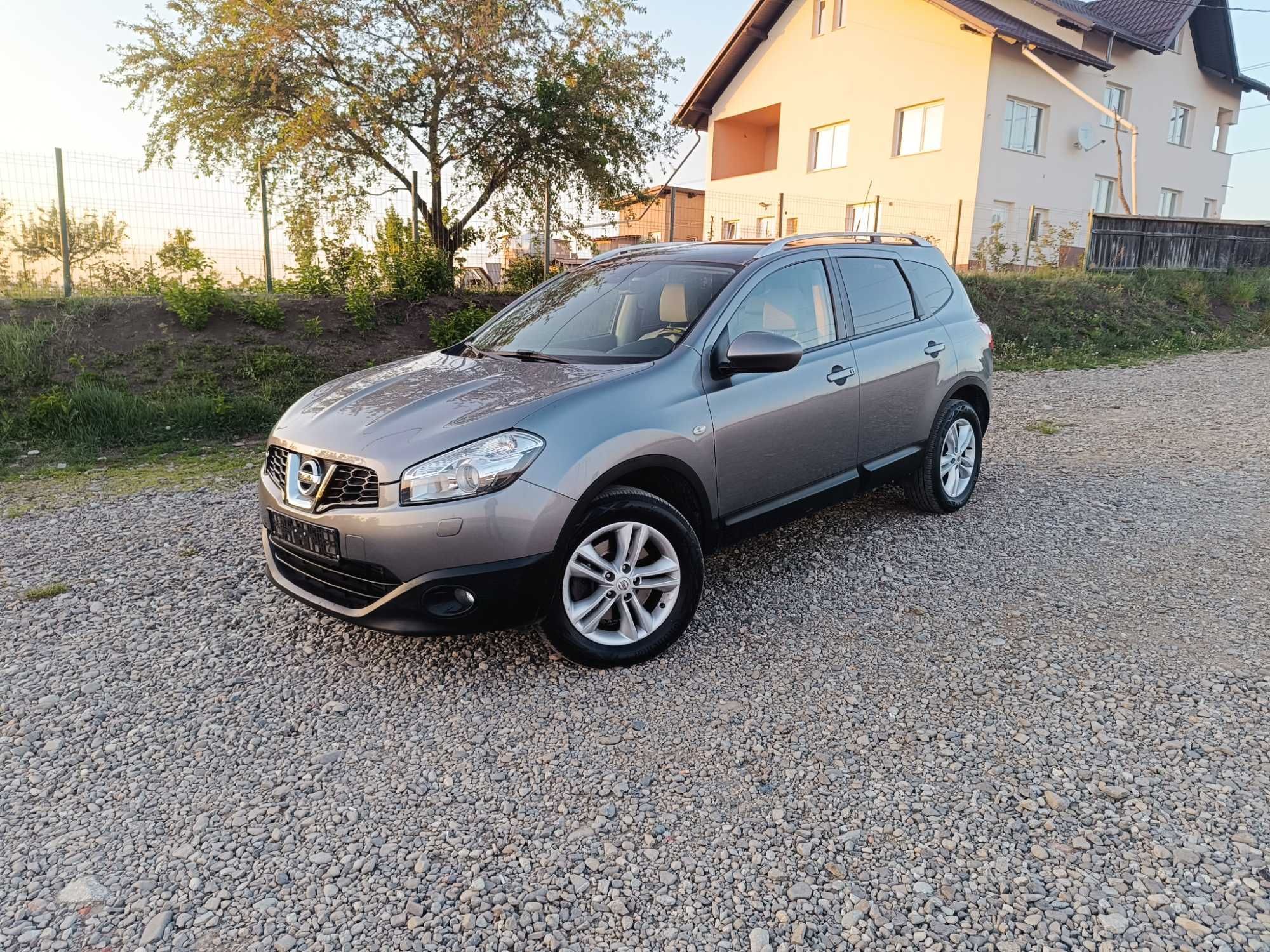 Nissan Qashqai+2 / 1.6 dci-4×4 /E5 - 2013/ navi / piele / pano / xenon